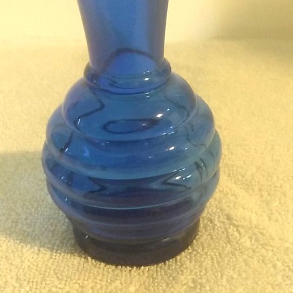 Cobalt Blue Beehive Shaped Bud Vase - Picture 2 of 4